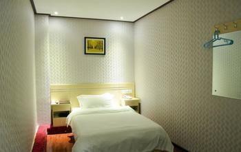 Xinyuan Business Hotel Luo-jang Exteriér fotografie