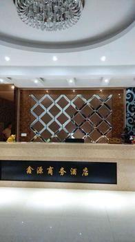 Xinyuan Business Hotel Luo-jang Exteriér fotografie
